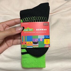 NWT Bombas Kids Youth Sesame Street Socks 12T-Y3